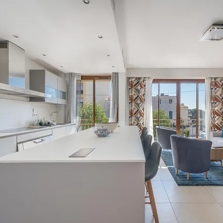 Magnifique T3 Wifi, Garage Et Climatisation A 5 Min De La Apartamento Beaulieu-sur-Mer